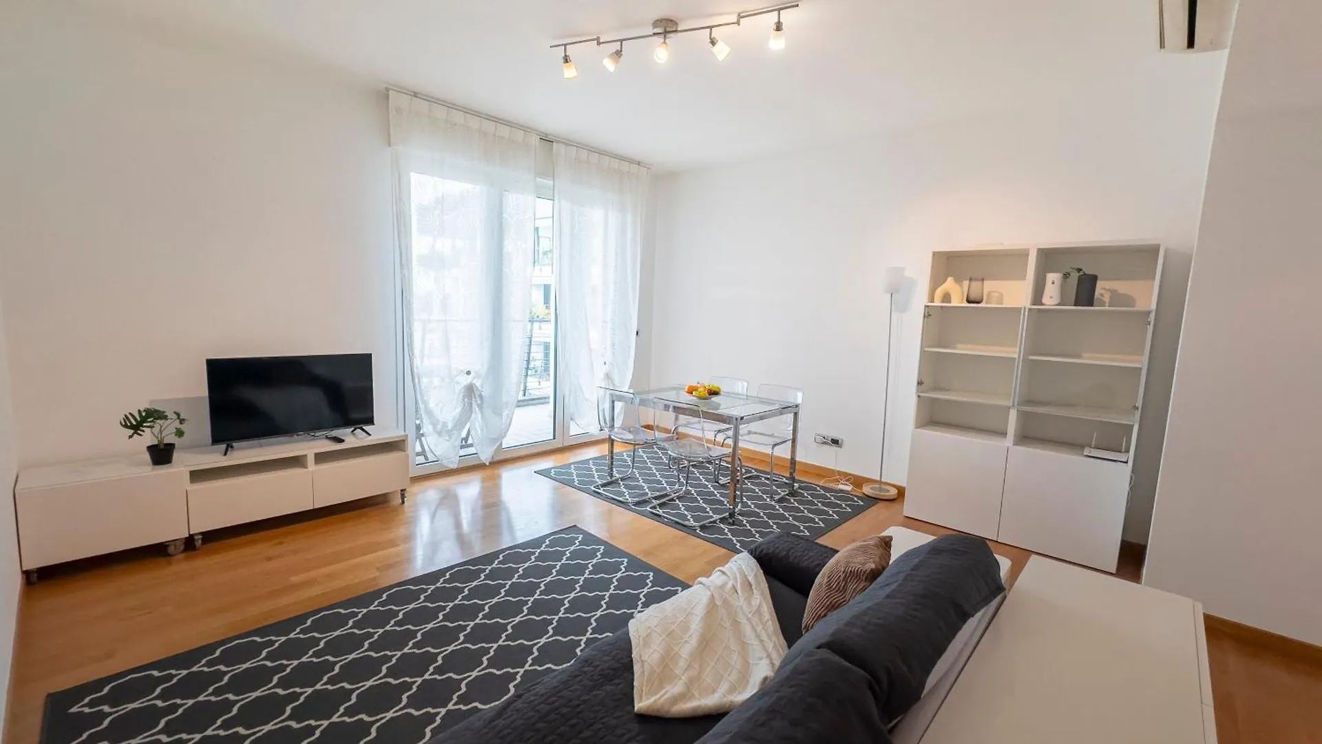 Luxury Apartment - Cesare Battisti 26A San Donato Milanese